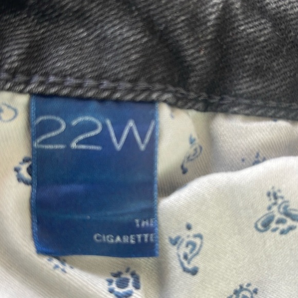 NWT Pilcro Anthropologie - the cigarette black jeans - size 22W - Picture 6 of 9